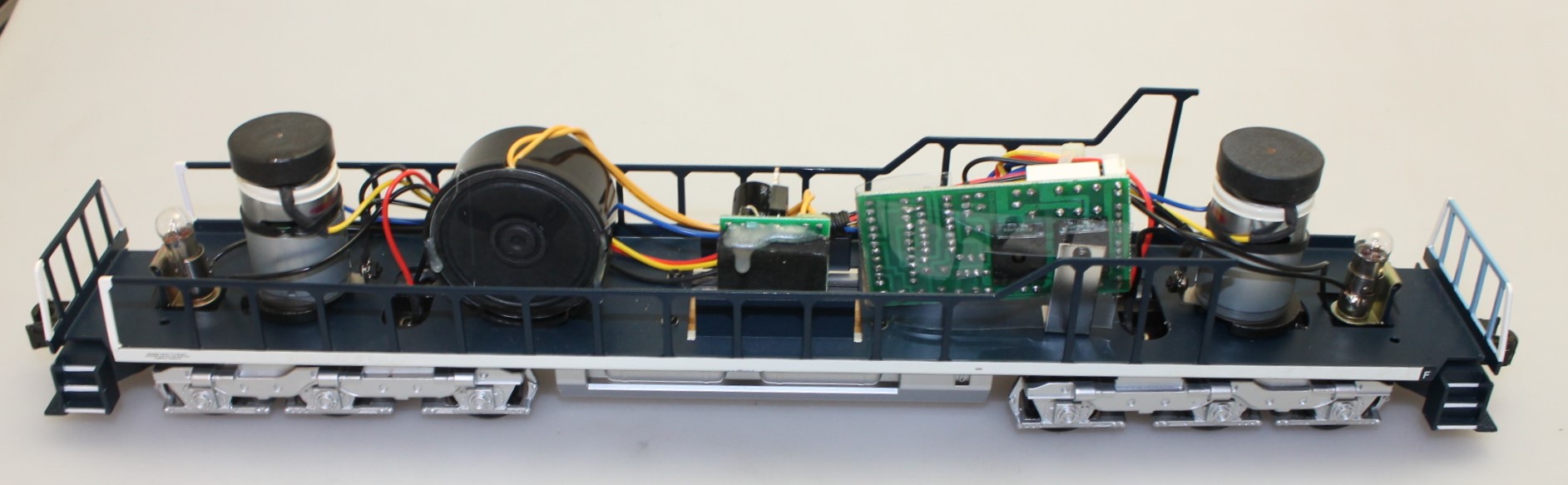 (image for) Complete Chassis - MP ( O Scale SD90 )